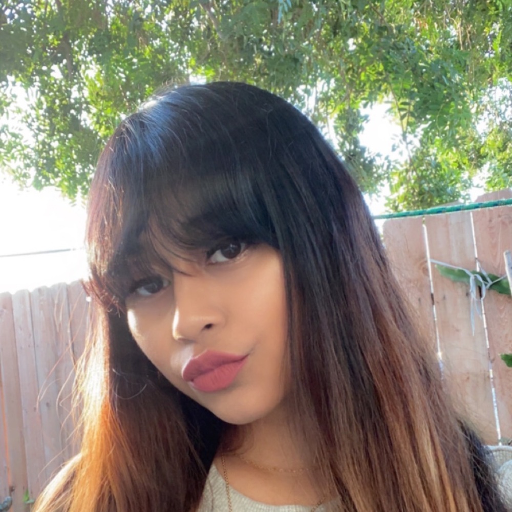 Meet your Posher, Stacy